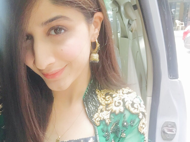 Mawra Hocane, Ranbir's Pakistani Fan, is Very Stylish. Here's Proof