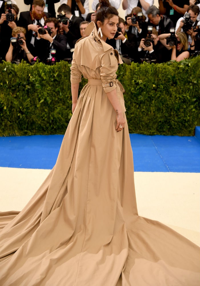 Priyanka Sets Off Fashion Alarm At Met Gala