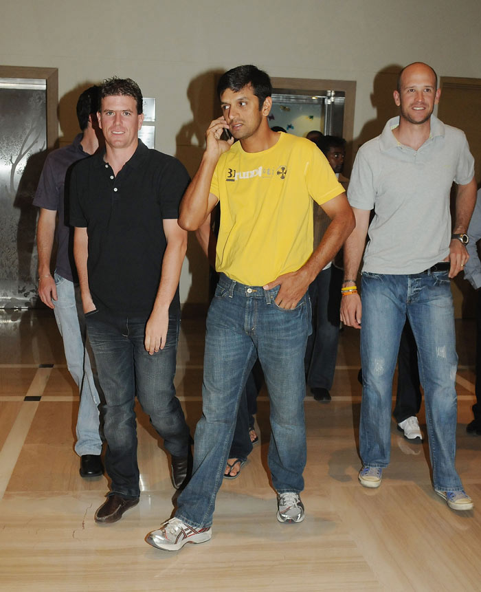 Rahul Dravid (C) and other cricketers attend the IPL Nights after party following the 2010 DLF Indian Premier League T20 group stage match between Royal Challengers Bangalore and Kings XI Punjab at the ITC Gardenia in Bangalore.  (Photo: IPL2010/Getty Images)