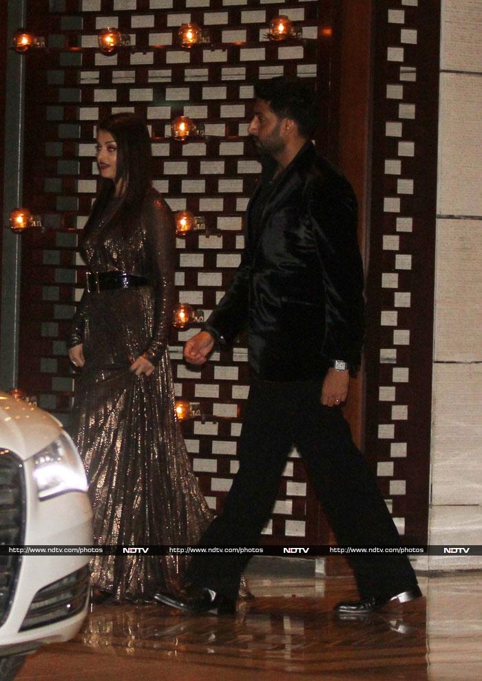 The Ambanis threw a party to celebrate their team Mumbai Indians's IPL victory at Antilla, their posh sea-facing residence in Mumbai, on May 25.<br><br>

Aishwarya, dressed in a metallic Blumarine gown, and Abhishek Bachchan led the list of high-profile guests at the event.