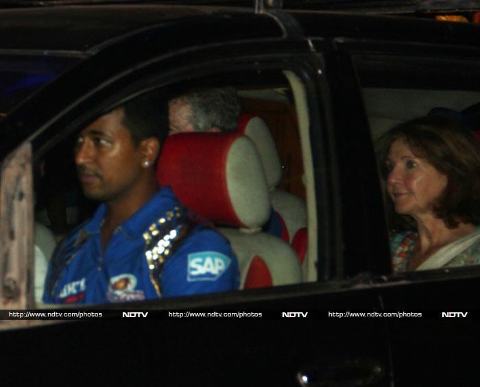 Pragyan Ojha drove to the venue.