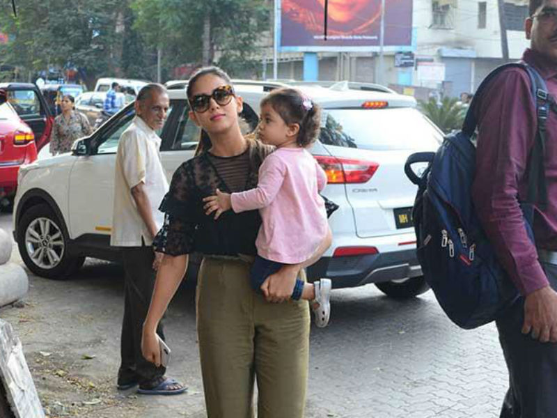 One Fine Evening With Mira And Baby Misha