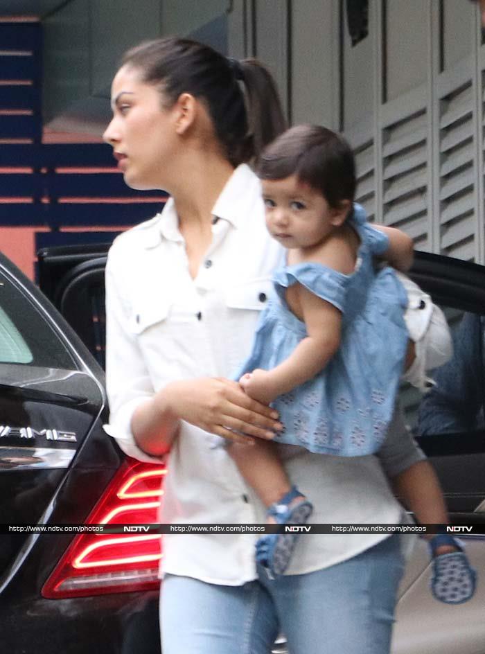 Baby\'s Day Out: Misha Spotted With Mommy Mira