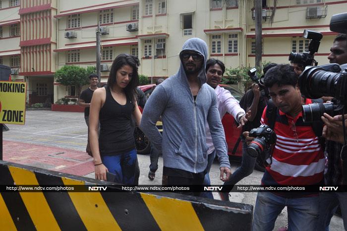 Mr and Mrs Shahid Kapoor Head to the Gym