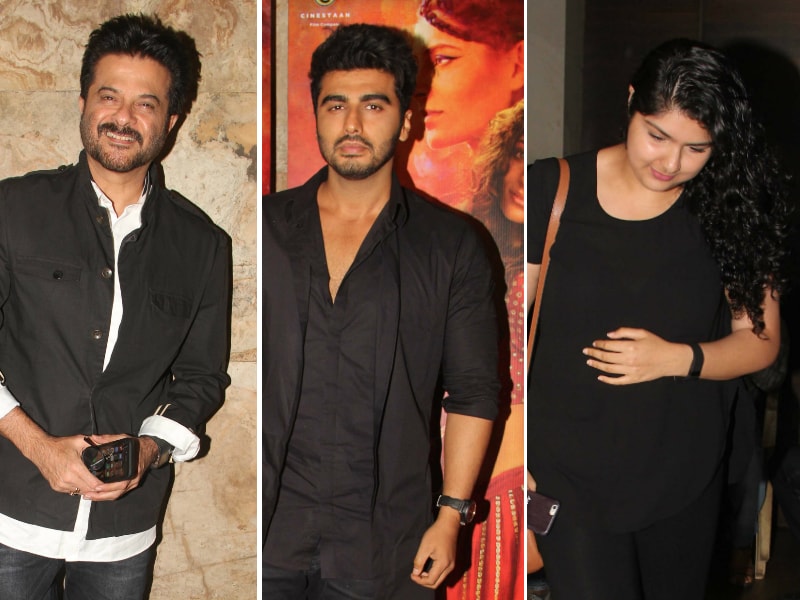 Photo : The Kapoors Watched Mirzya But Harshvardhan Was Missing