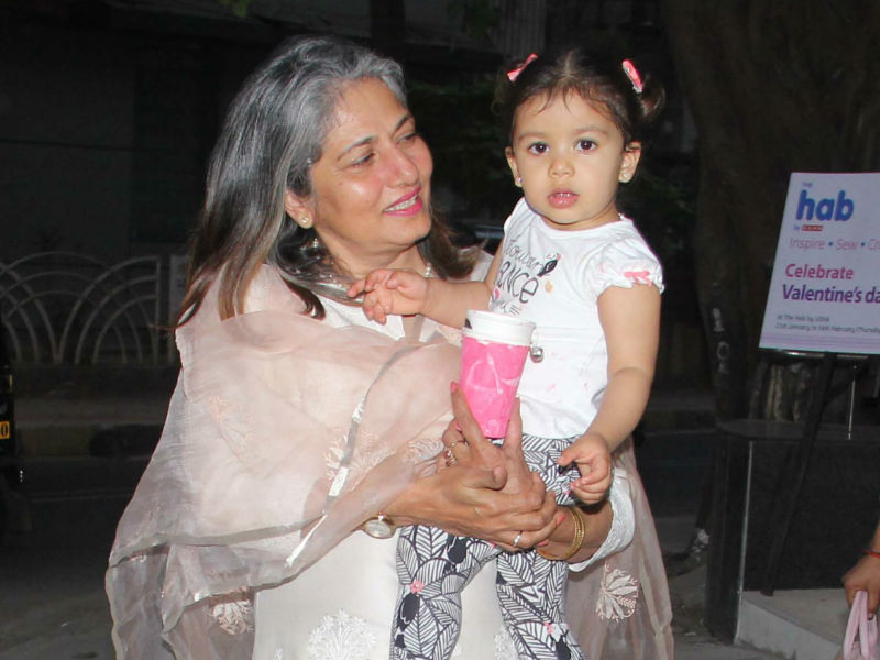 Hanging Out With Misha, Taimur And Viaan