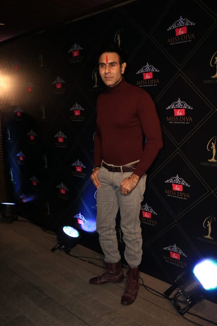 Choreographer Sandip Soparrkar posed for shutterbugs.