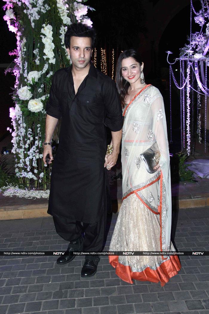 Television actors Aamir Ali and Sanjeeda Sheikh made a striking couple.