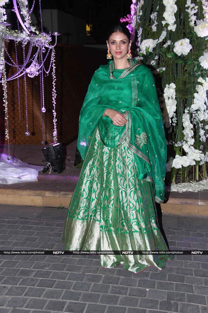 Aditi Rao Hydari looked charming in an old world green Sanjay Garg <i>lehenga</i>.