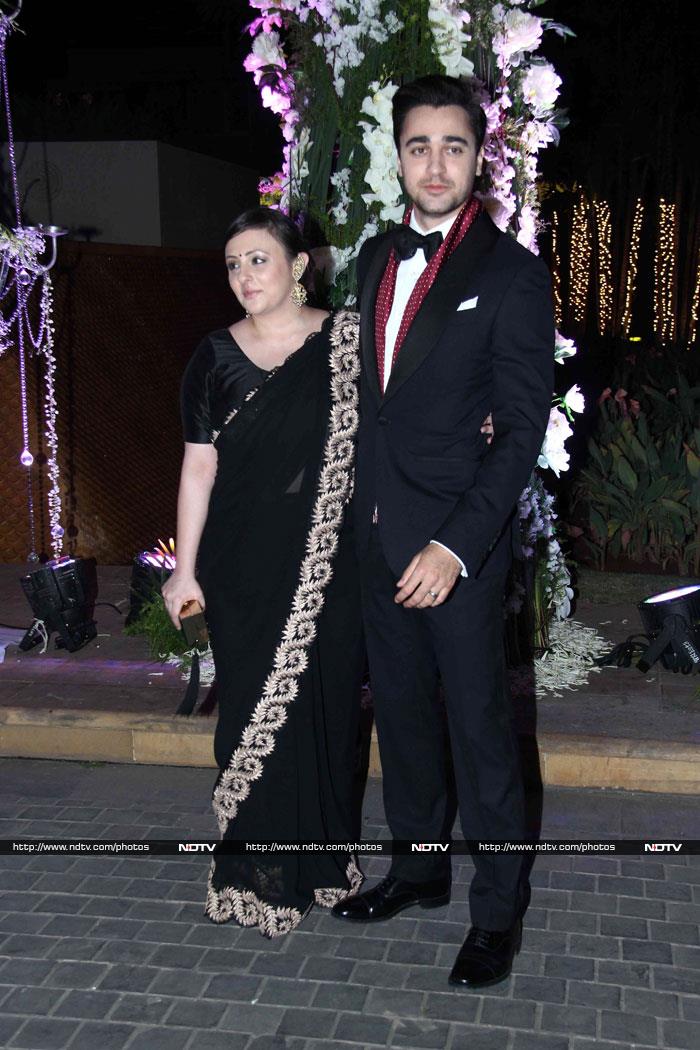 Imran Khan came with wife Avantika, adorable in a black sari with a gold border.