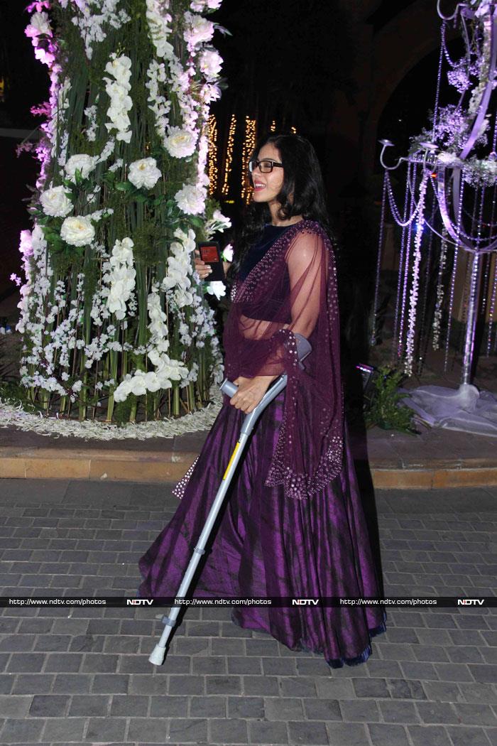 A galaxy of Bollywood stars attended the <i>sangeet</i> ceremony of Manish Malhotra's niece Riddhi in Mumbai on December 13.<br><br>
Kajol looked gorgeous in a purple Manish Malhotra <i>lehenga</i>.