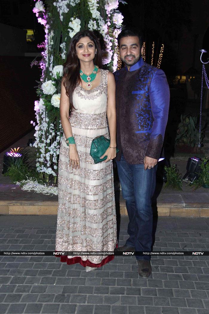 Bollywood actress Shilpa Shetty, who came with husband Raj Kundra, was the cynosure of all eyes in a pale Manish Malhotra outfit worn with green accessories.