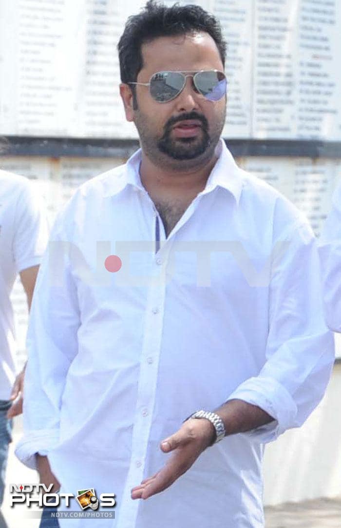 Director Nikhil Advani at the funeral.