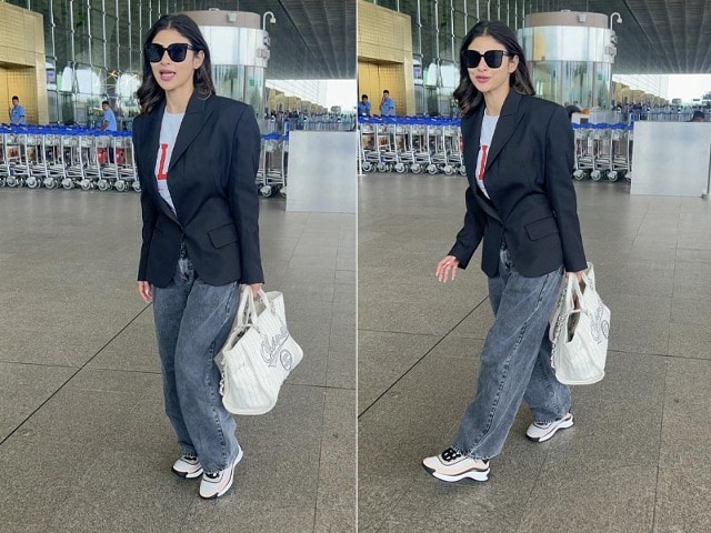 Photo : Mouni Roy Looks Every Bit The Boss In Airport OOTD