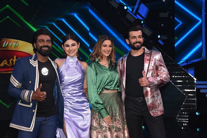 Mouni Roy-Sonali Bendre, Remo-Jay Dazzled On The Dance Floor