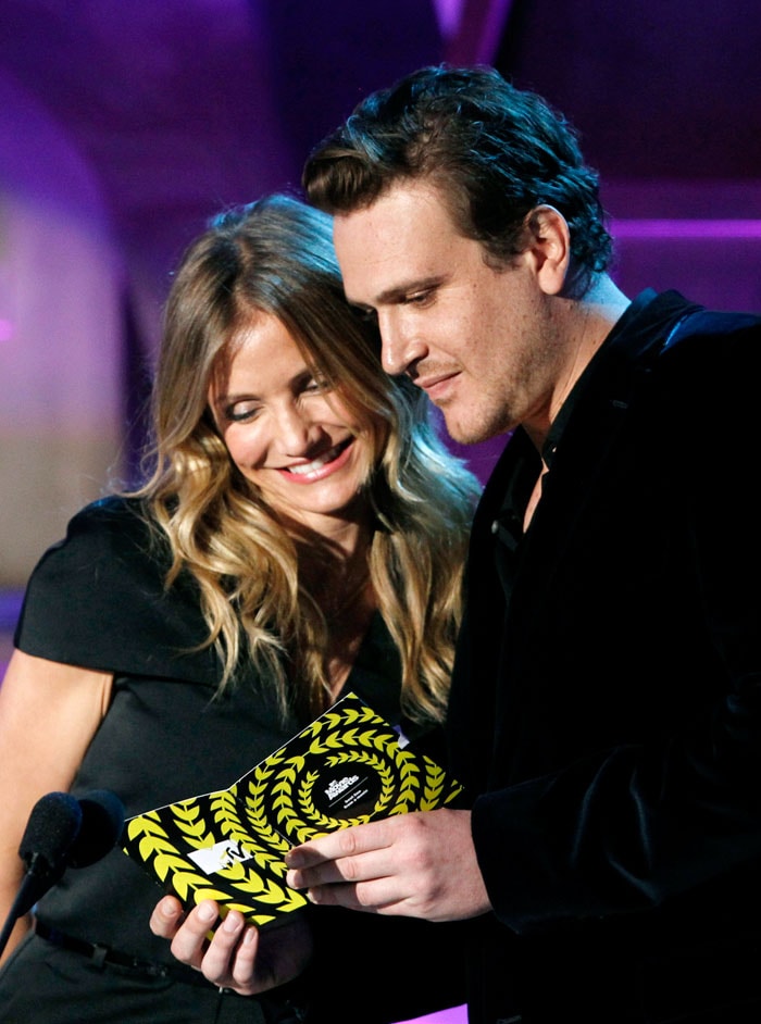 After Cameron Diaz and Jason Segel got cosy on the red carpet they presented the Best Line From A Movie award.