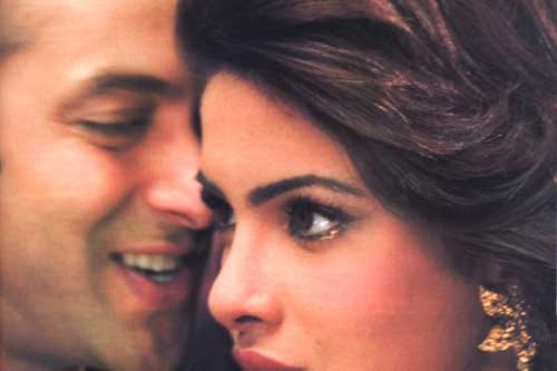 Post Krrish, Priyanka Chopra has an interesting line-up of films.Nikhil Advani?s Salaam-E-Ishq is one of them. The actress will be seen performing her own stunts. It happened so that during the schedule, a body double was hired for the scenes. But when Priyanka saw the final results, she wasn?t satisfied.(Indiafm.com)