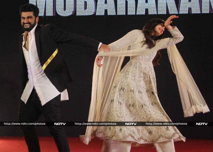 Anil Kapoor And Arjun\'s Mubarakan Dance Is Totally Jhakkas
