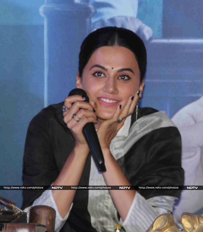 Taapsee Pannu unveiled the trailer of <i>Mulk</I> on Monday. The actress who plays a defense lawyer in the film came dressed quite apt for the occasion. What do you think?