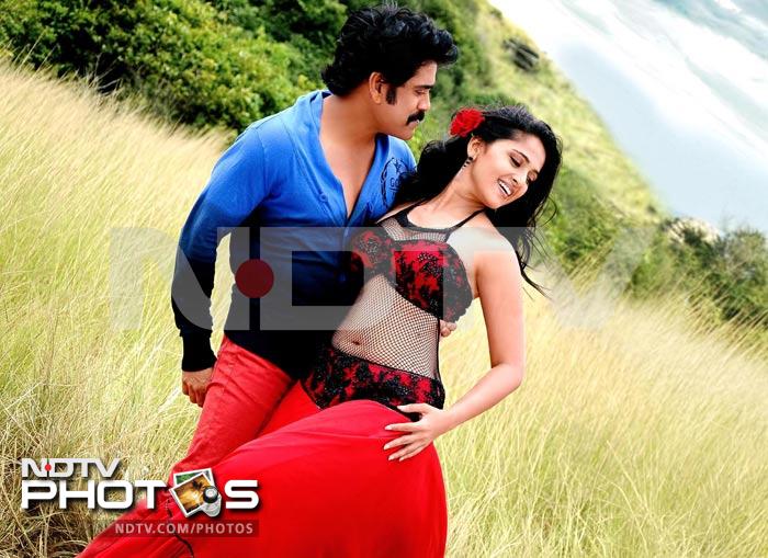 Stills: Nagarjuna in <i>Damarukam</i>