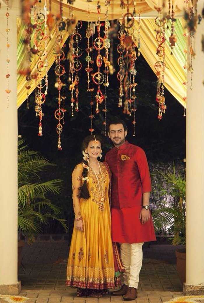 Picture-Perfect: Dia, Sahil at Bride-To-Be\'s Mehendi Ceremony