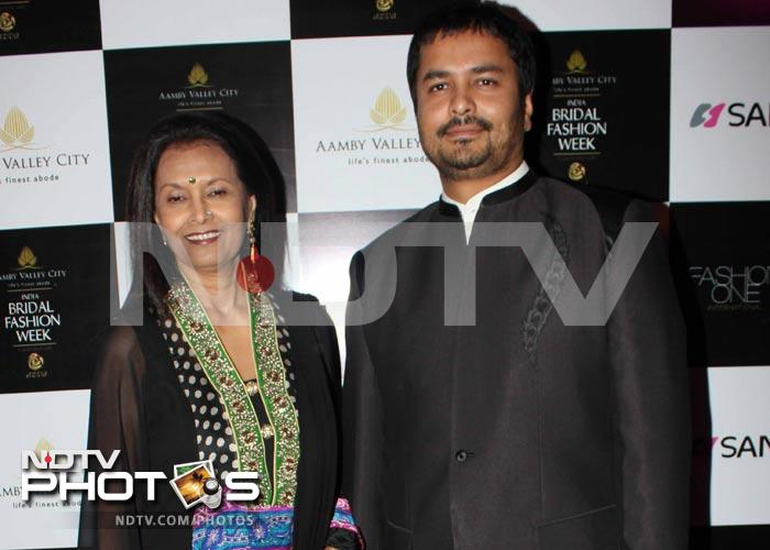 The Sahara <i>pariwaar</i>: Subrata Roy's wife Swapna Roy with her son Seemanto.