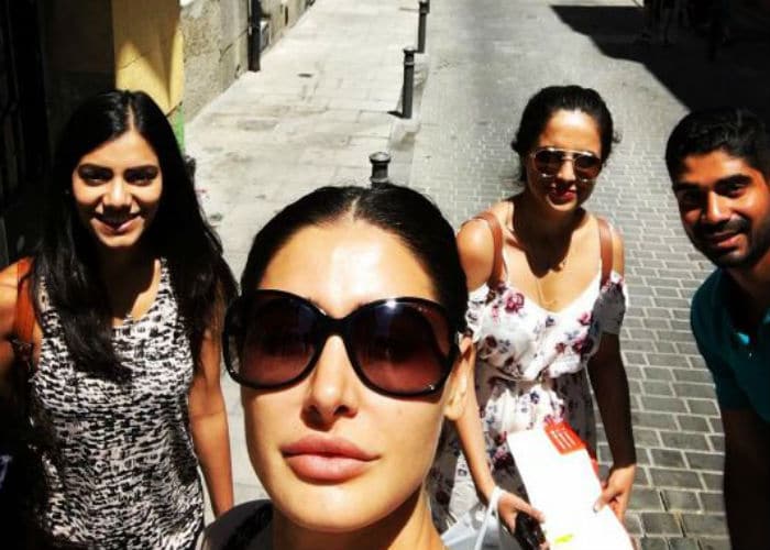Spain Sojourn: Nargis Fakhri and Dia Mirza Are Clearly Smitten
