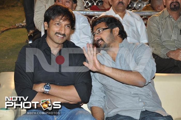 Venkatesh, Gopichand at the music launch of <i>Neeku Naaku Dash Dash</i>