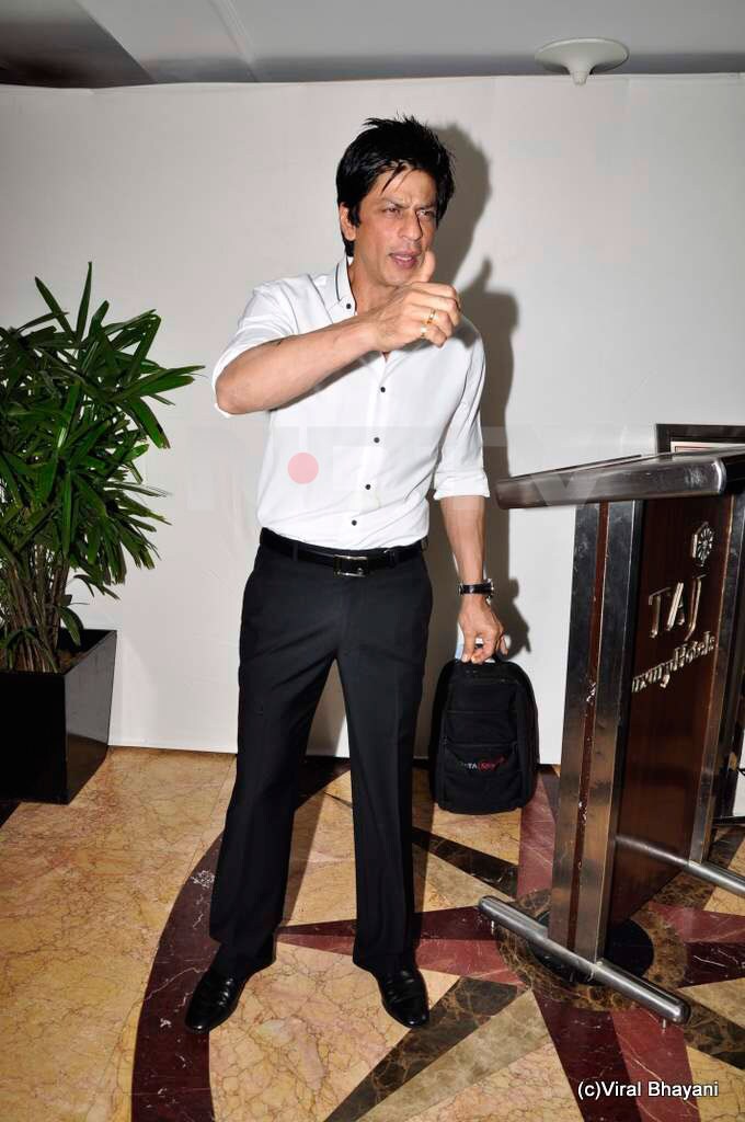 SRK, Ash at Neelam\'s reception