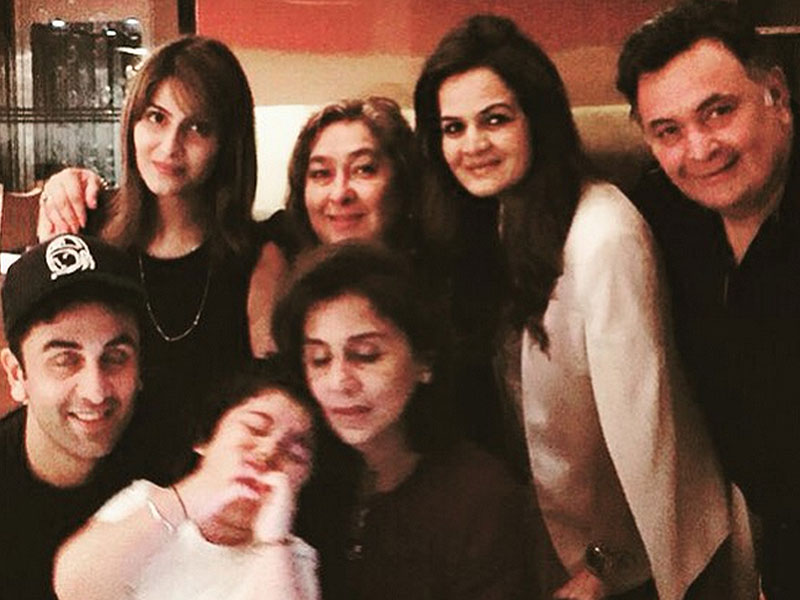 Neetu Singh Cuts Birthday Cake with Ranbir, Rishi and Little Samara