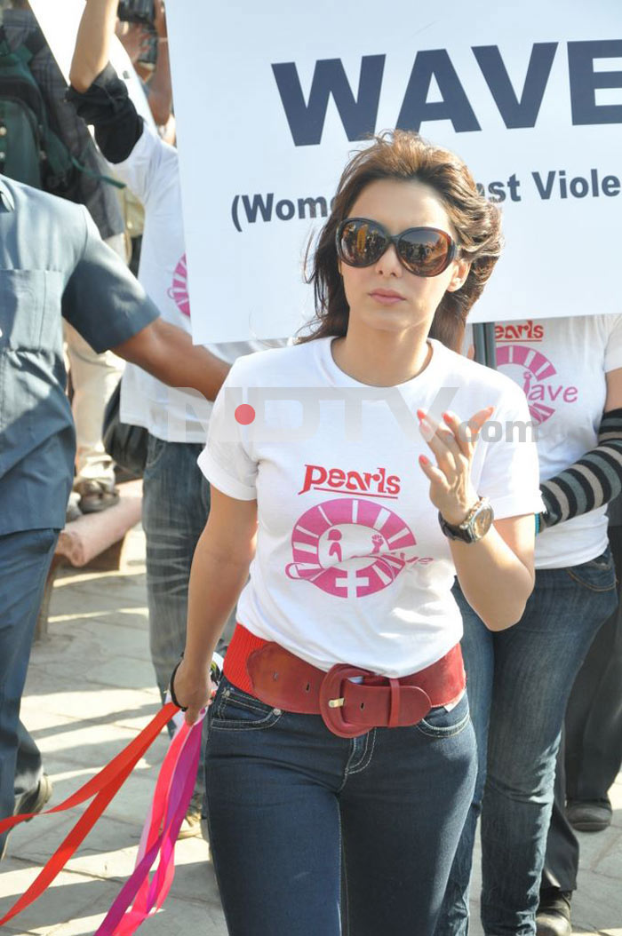 Bollywood actress Minissha Lamba protests against domestic violence on women.
