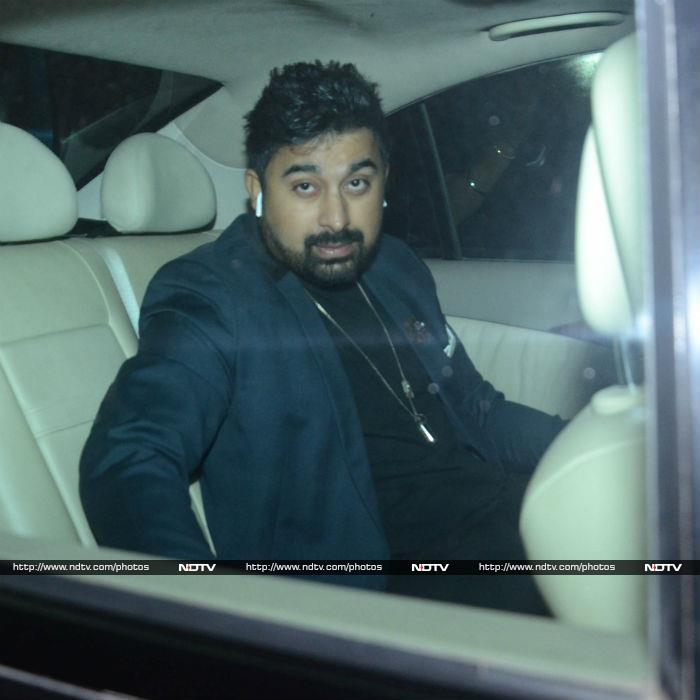 Neha's <i>Roadies</i> teammate Rannvijay Singha also attended.