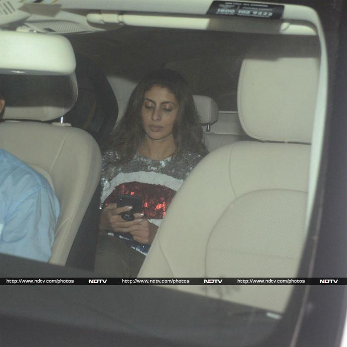 We spotted Shweta Bachchan Nanda sporting a sequined sweatshirt.