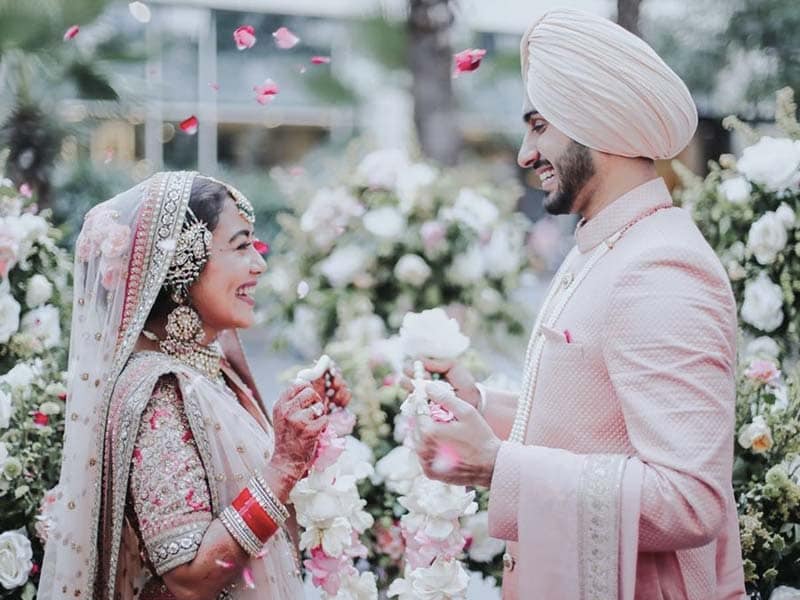 Photo : Stunning Pics From Neha Kakkar And Rohanpreet Singh's Fairytale Wedding