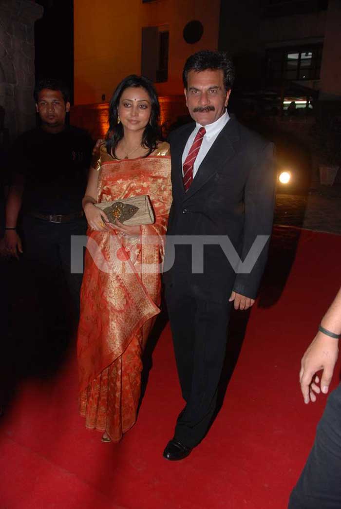 TV actor Pawan Malhotra is all smiles. Seen here with wife.