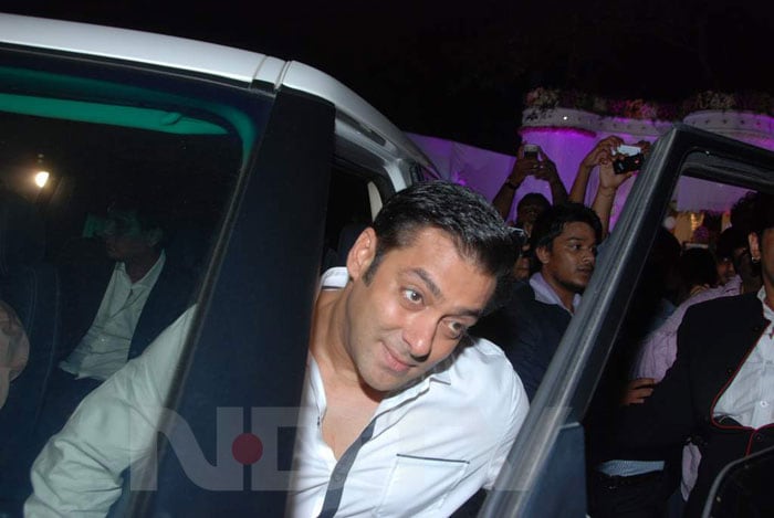 A quick getaway for Salman?