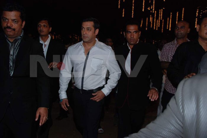 Stars at Narayan Rane\'s Son\'s Wedding