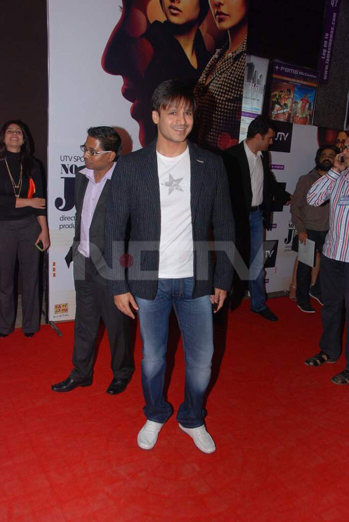 Vivek Oberoi was spotted sans wife Priyanka Alva.