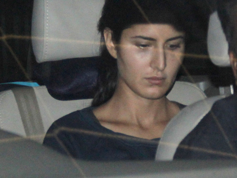 Katrina Kaif, Beaute Naturelle in Noir