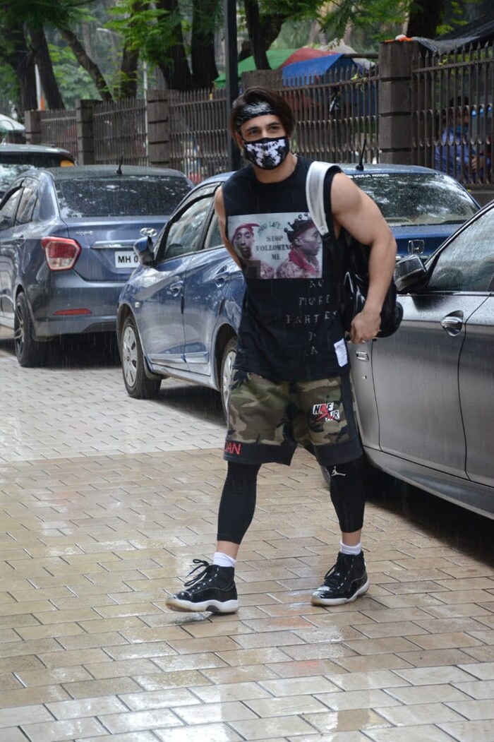 Reality TV star Asim Riaz was spotted outside his gym on Tuesday.