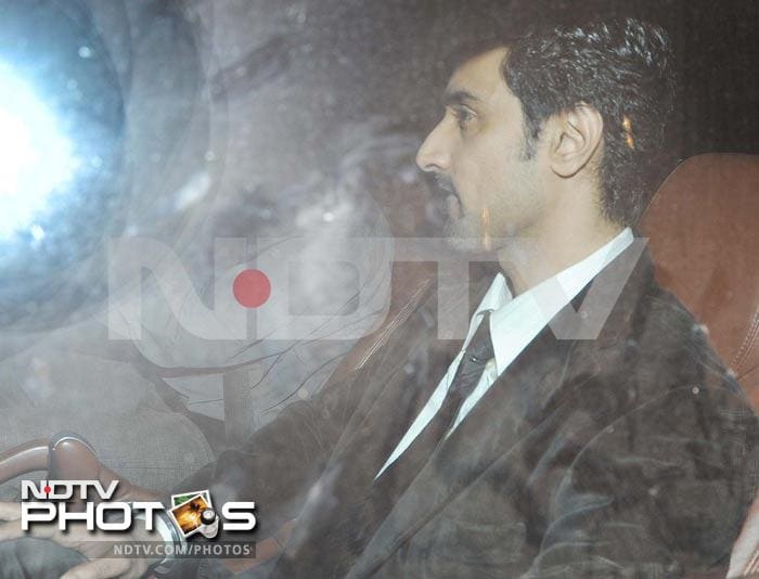 Kunal Kapoor wore a velvet suit for the evening.