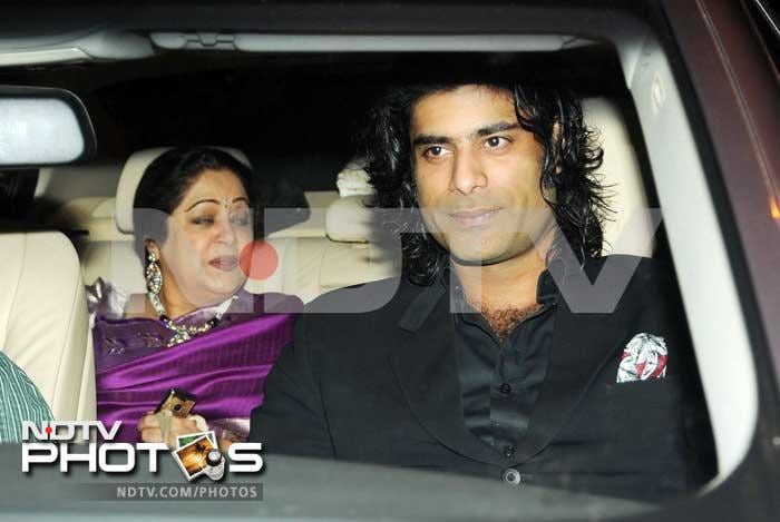 Sikander Kher arrives with mother, Kiron Kher.