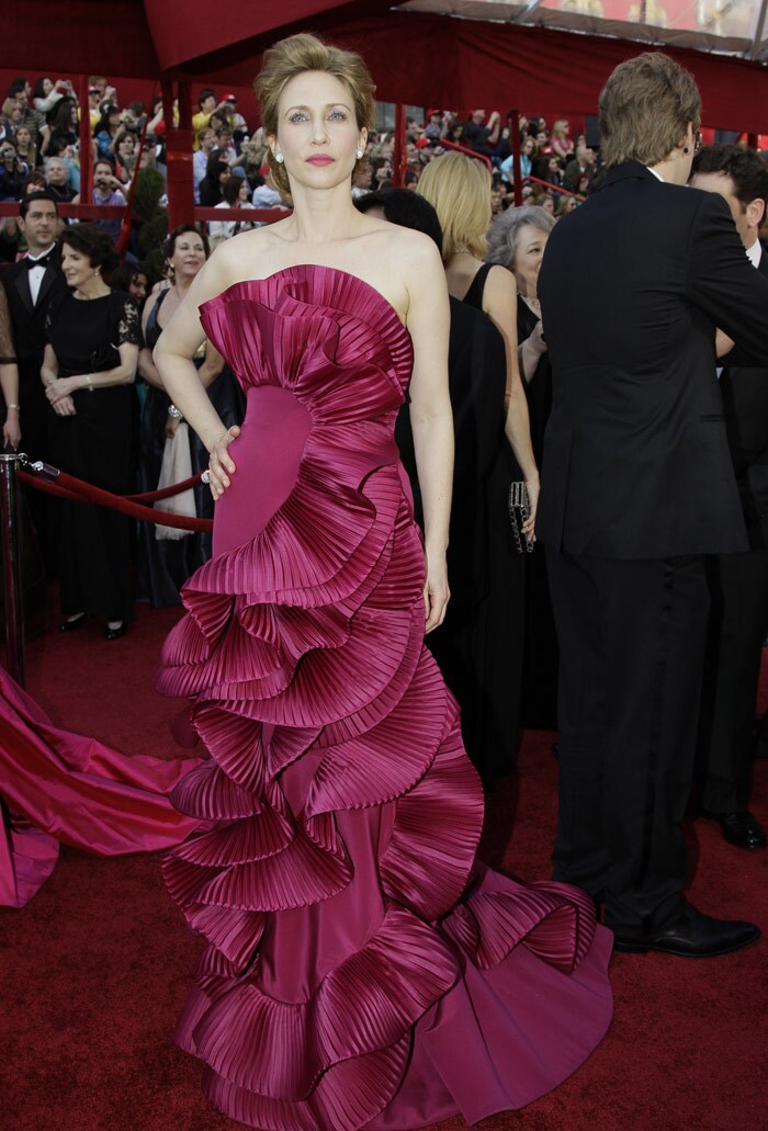 Vera Farmiga arrives at the 82nd Academy Awards on Sunday, March 7, 2010, in the Hollywood section of Los Angeles. (Photo: AP)