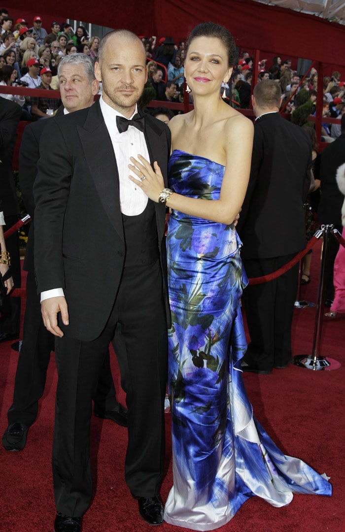 Best Actress nominee Maggie Gyllenhaal, right, and husband Peter Sarsgaard arrive at the 82nd Academy Awards on Sunday, March 7, 2010, in the Hollywood section of Los Angeles. (Photo: AP)