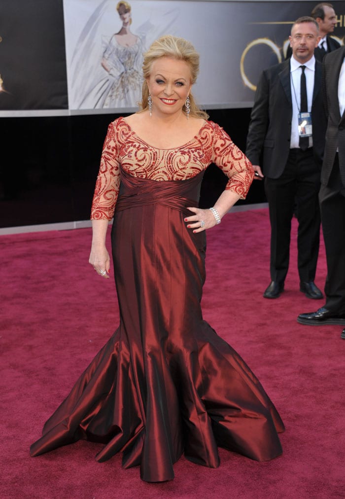 10 worst dressed stars at Oscar 2013