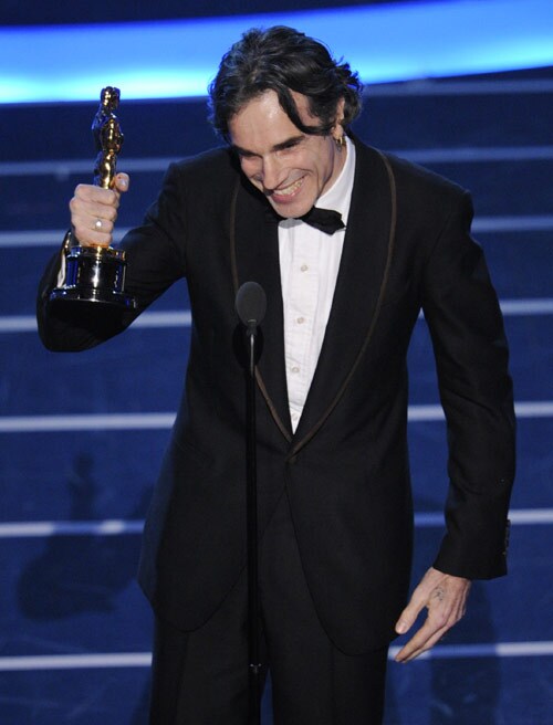 Daniel Day Lewis wins Best Actor
