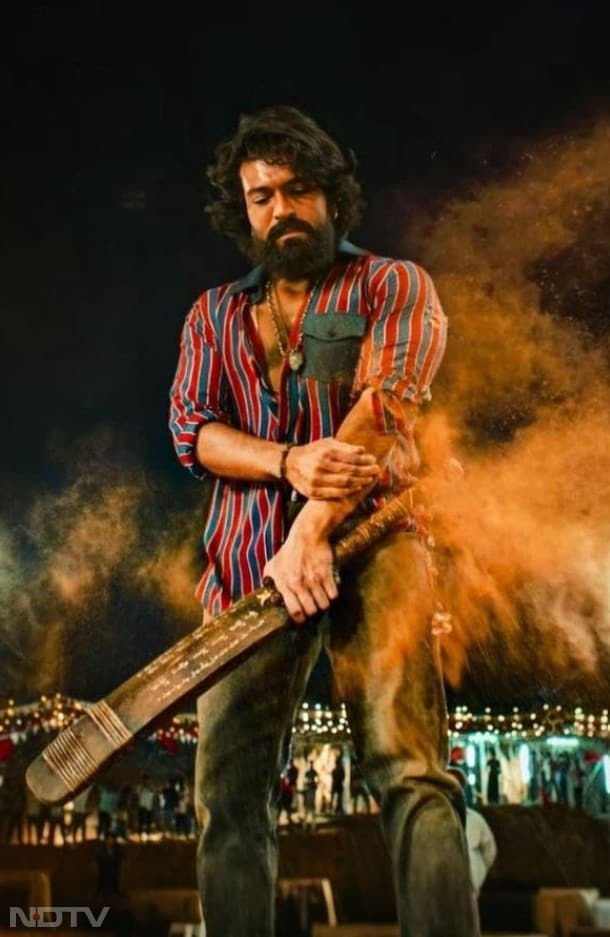 इस साल की सबसे बड़ी ओपनिंग्स में से एक अपने नाम दर्ज कराने के बाद, 'पेद्दि' ने पूरे वीकेंड में अपनी इसी शानदार रफ्तार को बनाए रखा. सभी मार्केट्स के सिनेमाघरों में अपना दबदबा कायम करते हुए यह फिल्म बॉक्स ऑफिस की निर्विवाद चैंपियन बनकर उभरी है. महज चार दिनों के भीतर, इस फिल्म ने दुनिया भर में 292.5 करोड़ का भारी-भरकम ग्रॉस कलेक्शन कर के सबको चौंका दिया है.