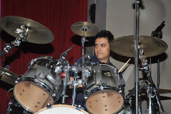Aamir, Rani at Peepli Live music launch