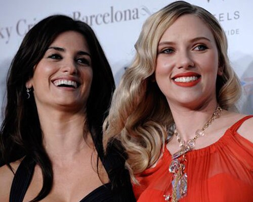 Penelop Cruz poses with fellow actress Scarlett Johansson at the premiere of <I>Vicky Cristina...</i>. Johansson too has been overlooked by the Academy this year for any award.
