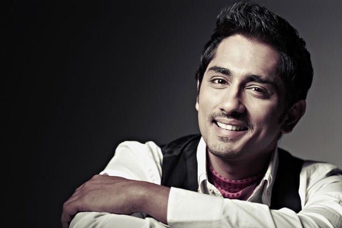 Siddharth romances Priya, Nitya in 180